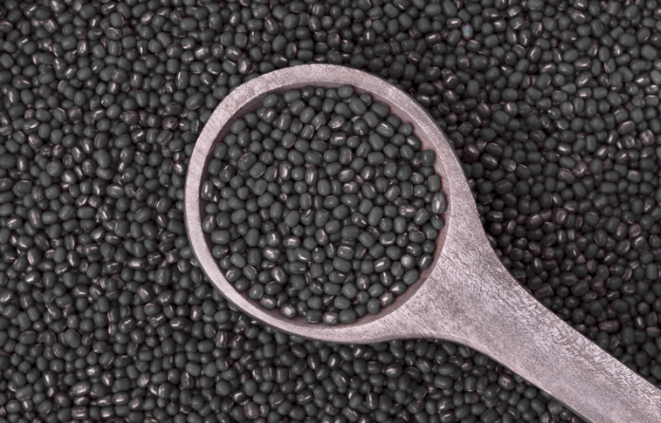 Black Gram Whole / Urad Sabut